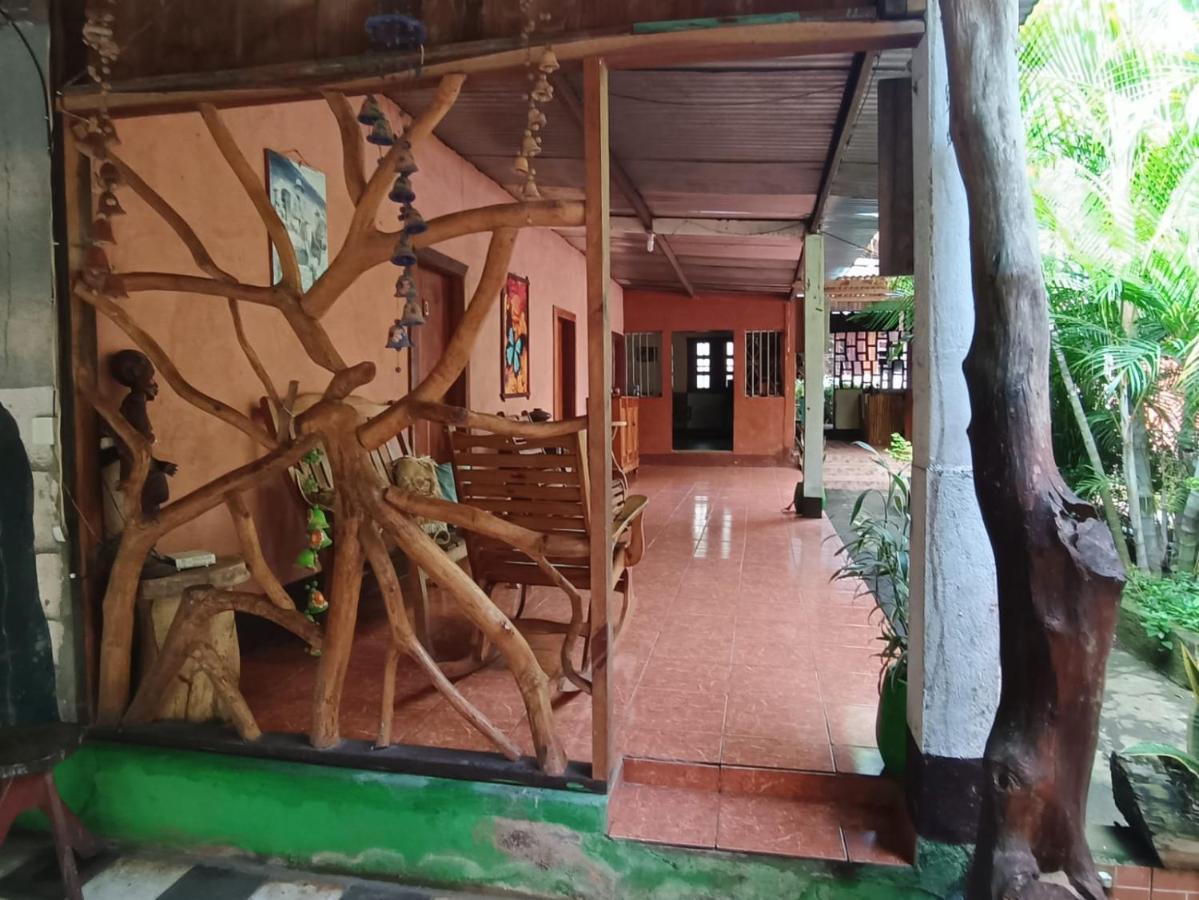 Hostal Asi Es Mi Tierra Balgue Ngoại thất bức ảnh