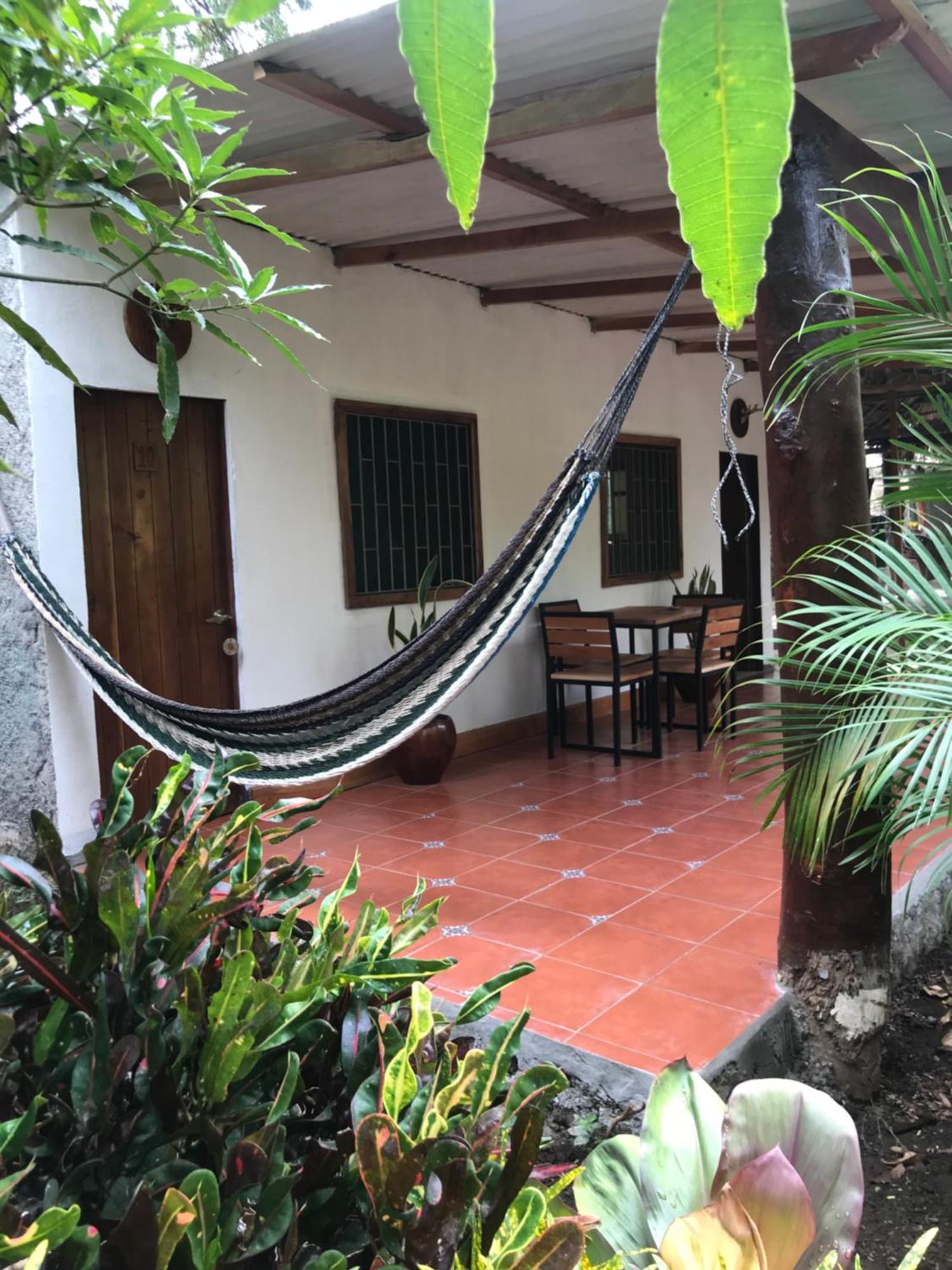 Hostal Asi Es Mi Tierra Balgue Ngoại thất bức ảnh